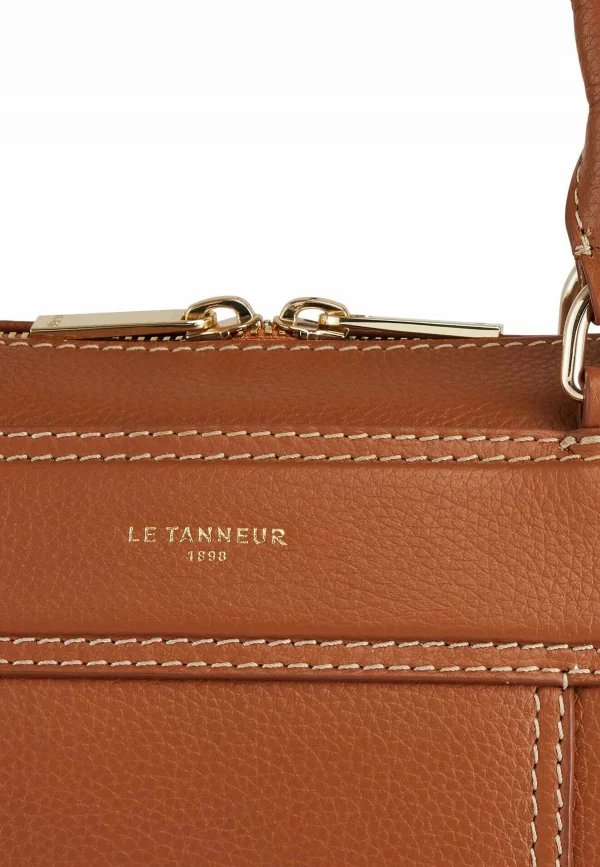 1246de05ef834437b07ced812ac6977d