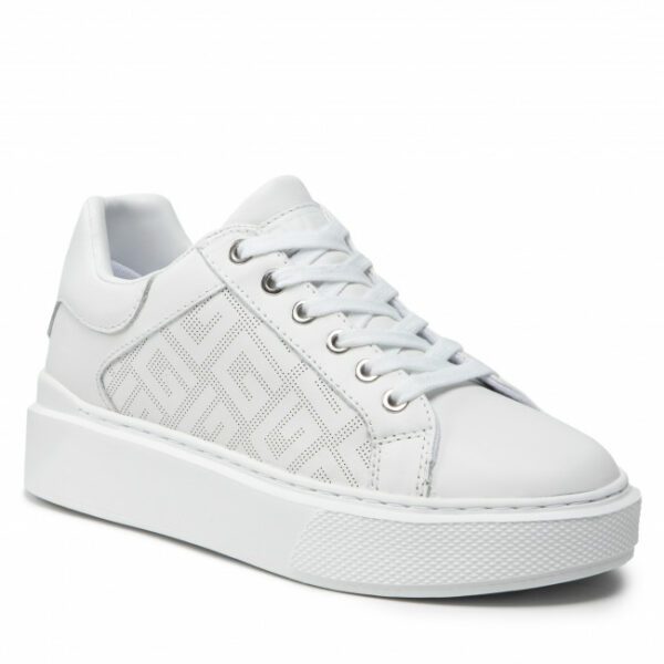 Basket femme blanches logo Guess