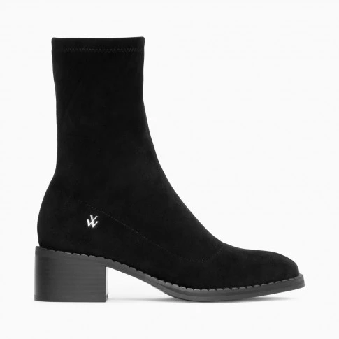 xbottines-chaussettes-bobby-noires.jpg.pagespeed.ic.lmhnJFamTq