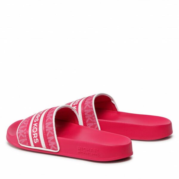 03_0000300214015_rz_