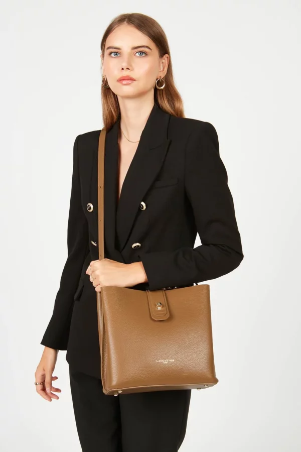 470-44-CAMEL_IN_OR-1B_1800x1800