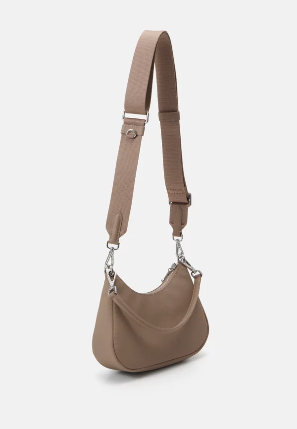 Sac à main femme Daily City hobo taupe Lacoste