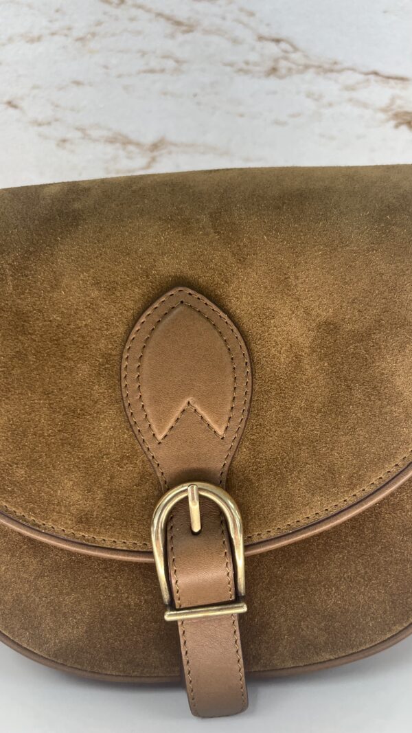 Sac besace en cuir velours Gypsy GERARD DAREL ambre