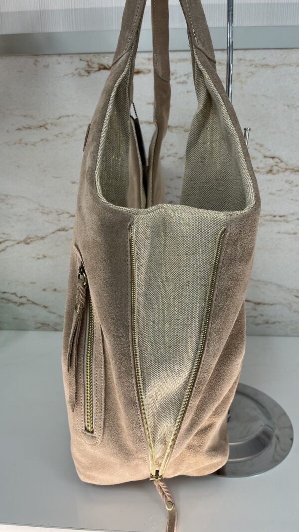 Sac hobo Philae V3 croûte de cuir Mila Louise crème