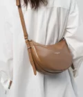 Sac demi lune cuir Suave Ace Lancaster noisette