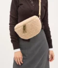 Sac banane femme Aspen moumoute Vanessa Wu beige