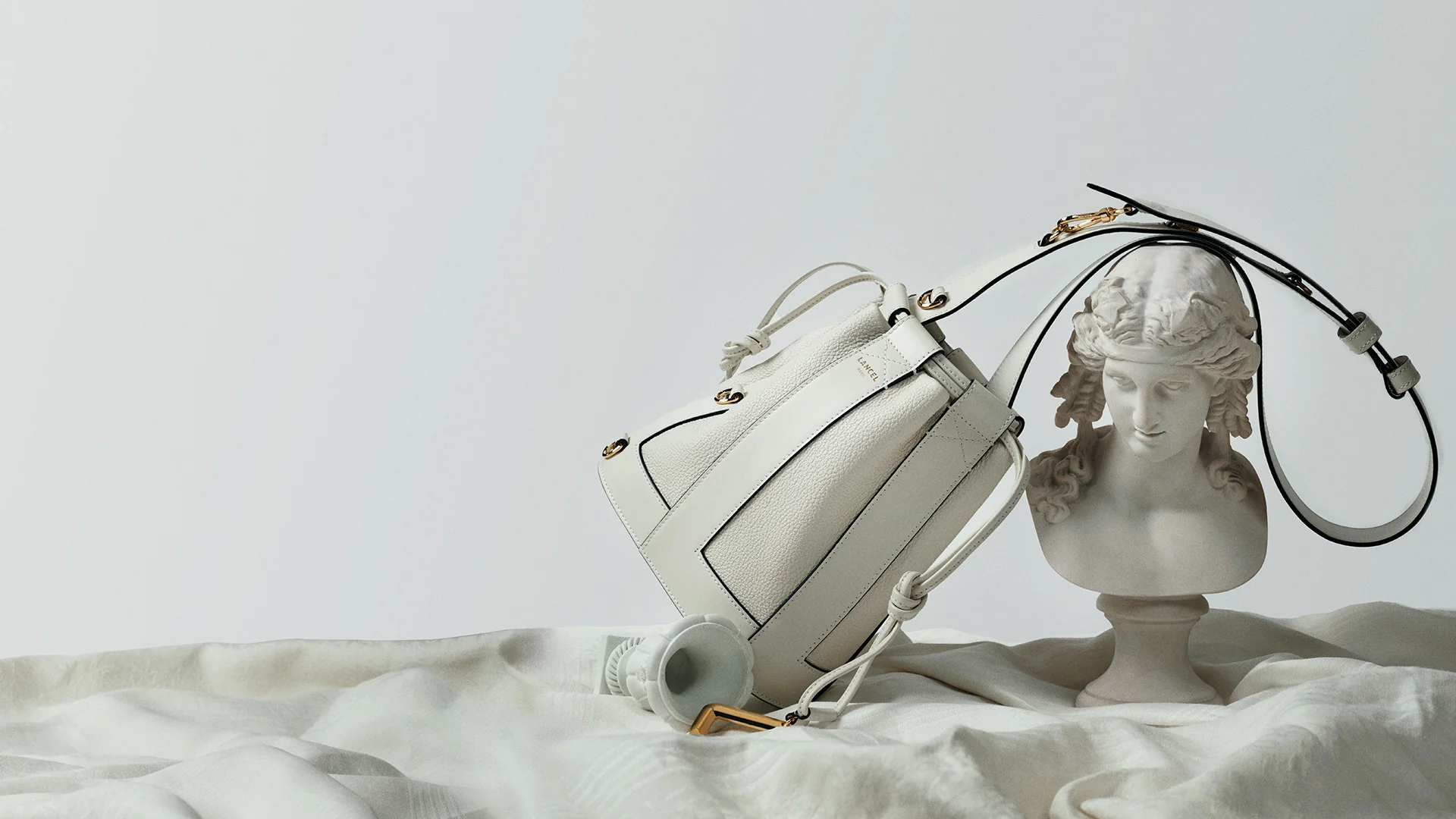 sac lancel blanc elles