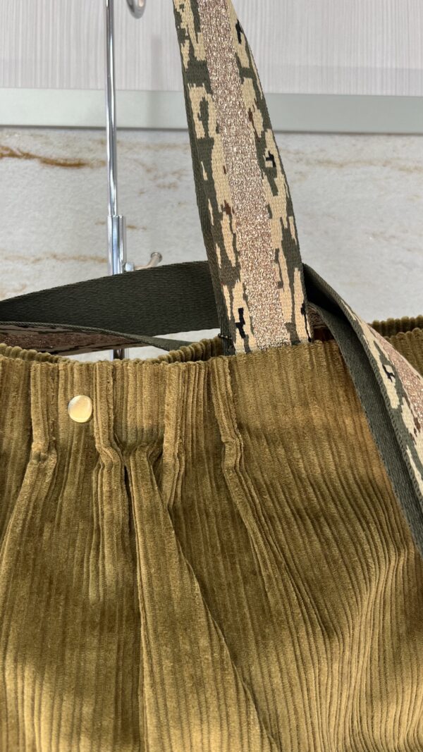 Sac cabas Maena en velours côtelé Mila Louise ocre