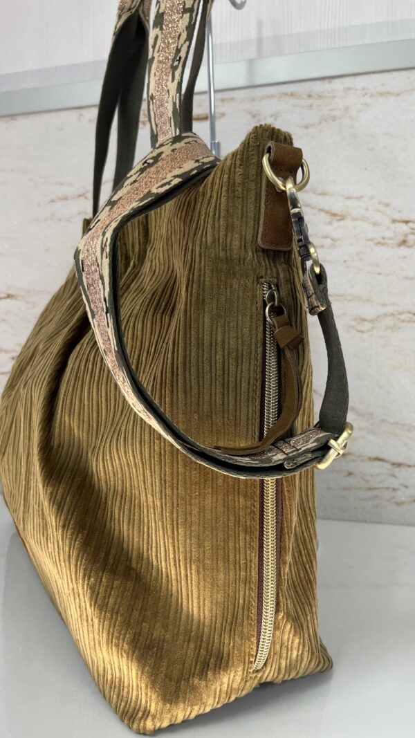 Sac cabas Maena en velours côtelé Mila Louise ocre