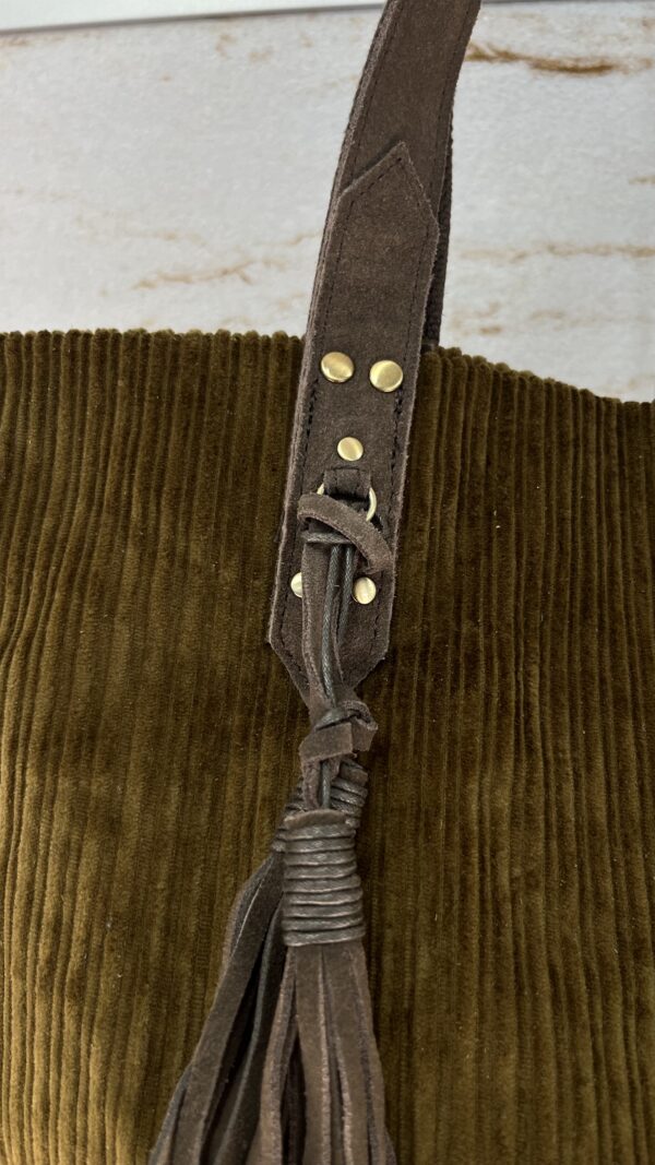 Sac cabas Nicole en velours côtelé Mila Louise fumé kaki