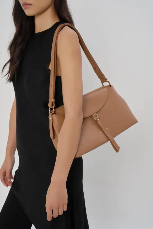 Sac à main trotteur Dune Gaia Beige Lancaster camel