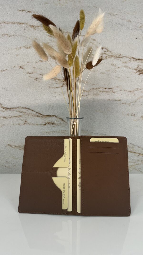 Porte-passeport cuir Mila Louise Oru C ocre