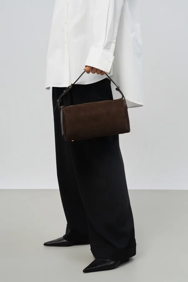 Sac bandoulière rectangle suède Lancaster marron