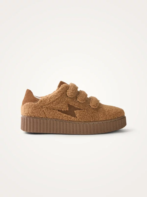 baskets Vanessa wu camel