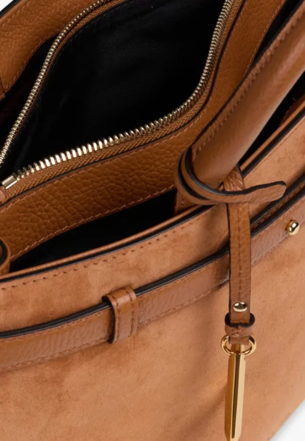 Sac porté main S Faubourg cuir Lancel – camel suède